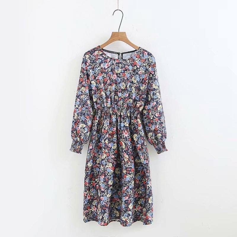 Women Casual Floral Puff Sleeve Waist Dress O neck Slim Elegant Vintage Print Knee Length Party Female XZ2656 210525, Blue
Women Casual Floral Puff Sleeve Waist Dress O neck Slim Elegant Vintage Print Knee Length Party Female XZ2656 210525, Blue