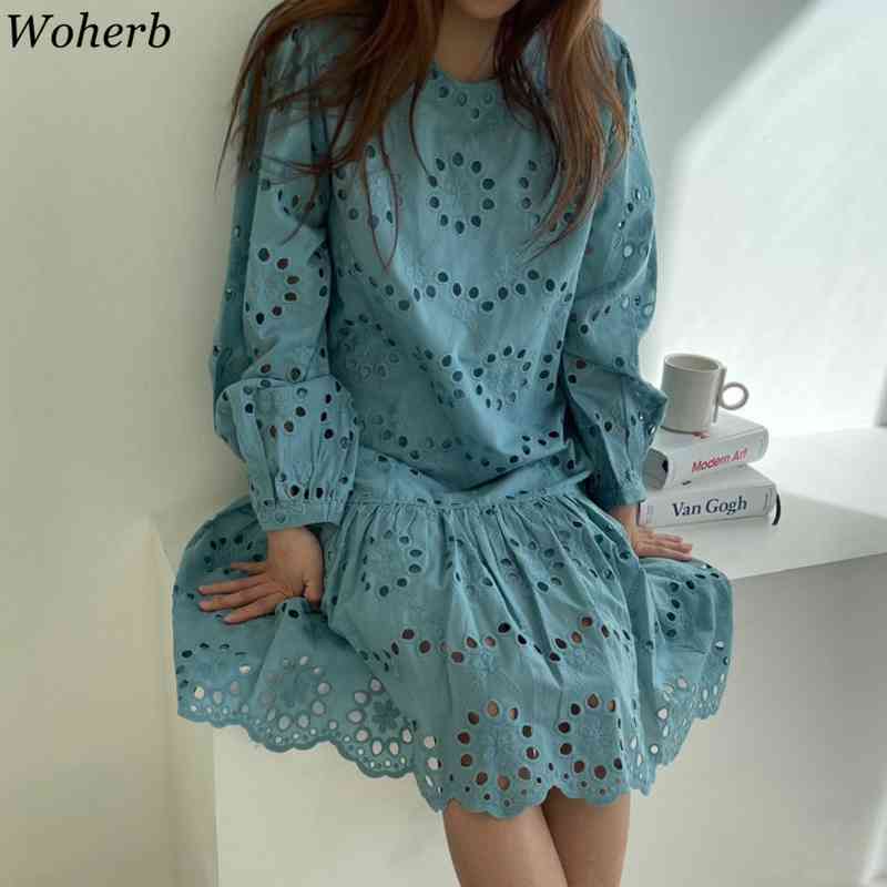 Women Dress Summer Korean Chic Temperament O Neck Vestido Crochet Hollow Loose Pleated Ruffle Puff Sleeve Dresses 210519