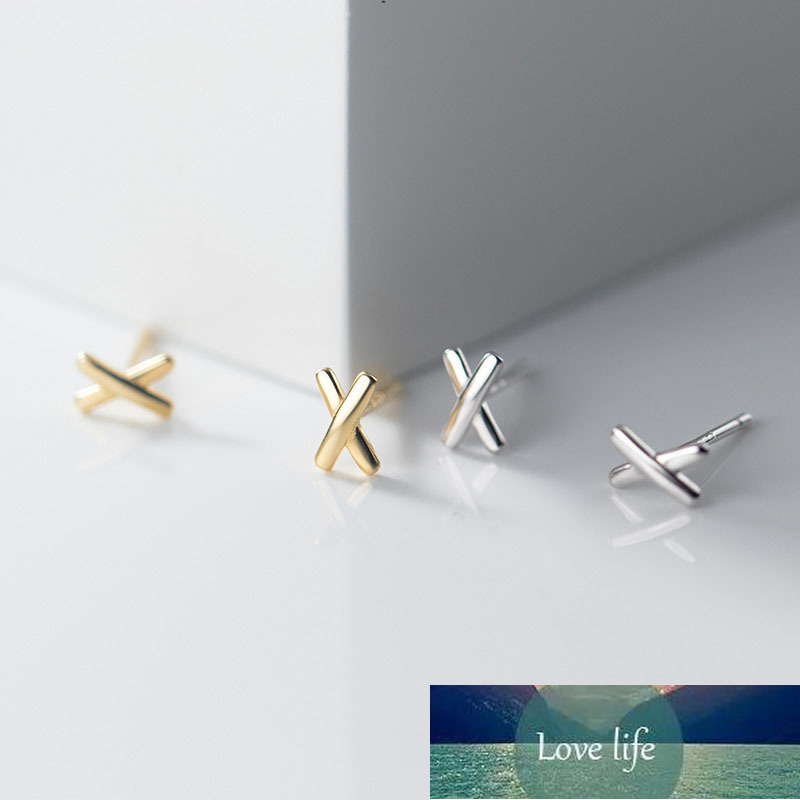 Korean Minimalist Cross Earrings Gold Silver Color Simple Small Mini Stud Earrings for Women Fashion Chic Jewelry Factory price expert design Quality 