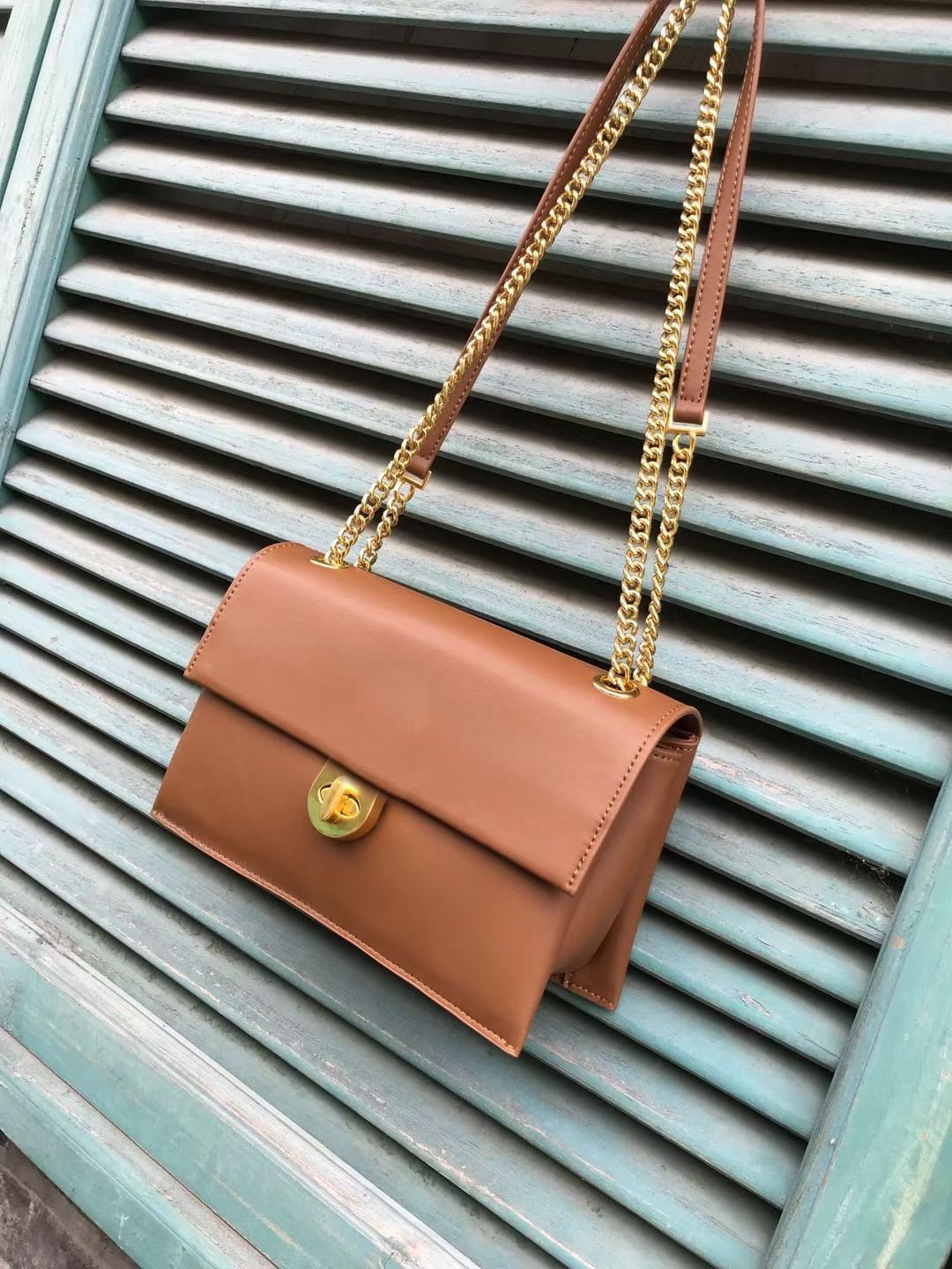 17-17 2021 big brand luggage designer bags top quality fashion ladies classic presbyopic wallet card holder
17-17 2021 big brand luggage designer bags top quality fashion ladies classic presbyopic wallet card holder