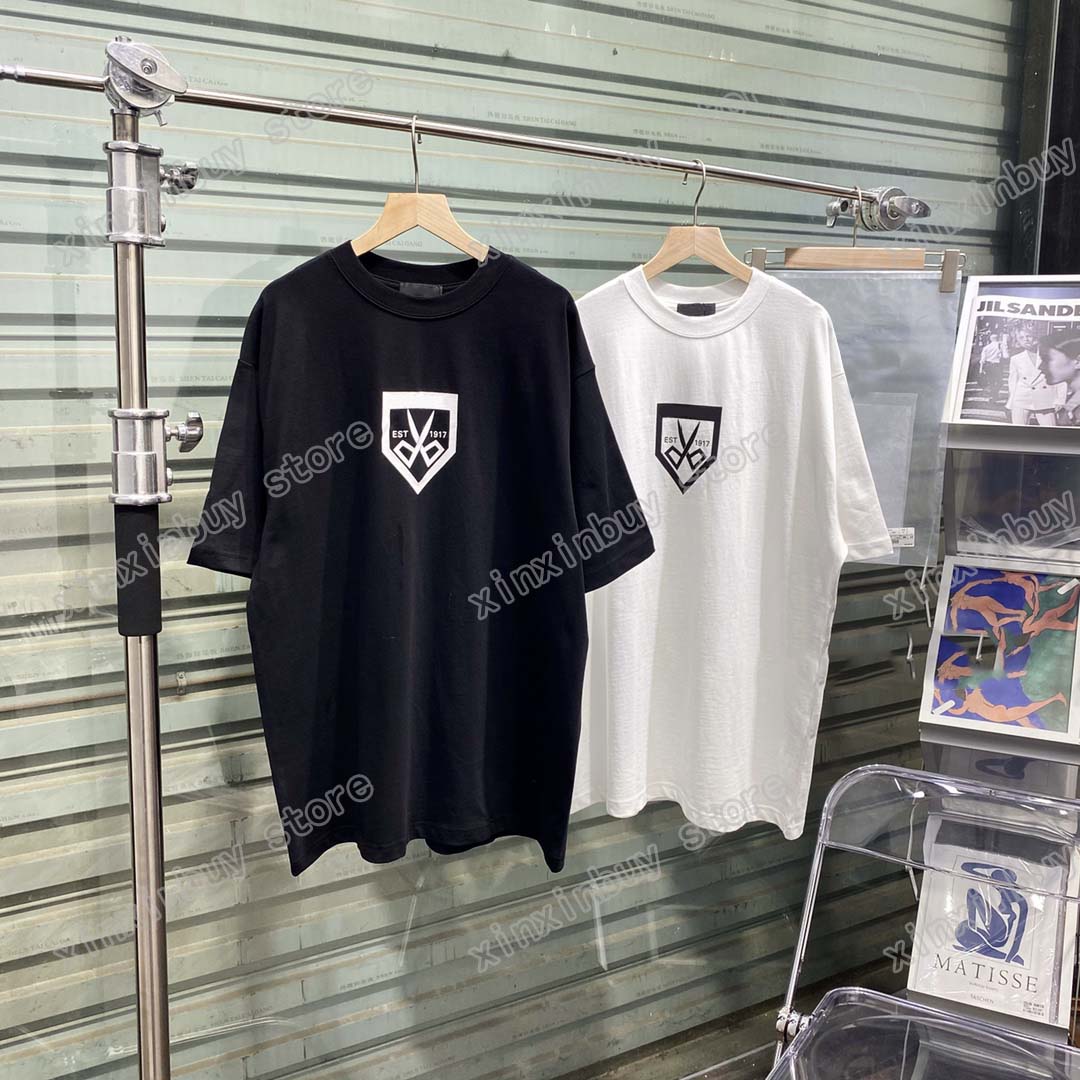 21ss men printed t shirts polos designer Small Scissors letter print paris clothes short sleeve mens shirt tag white black 06
21ss men printed t shirts polos designer Small Scissors letter print paris clothes short sleeve mens shirt tag white black 06