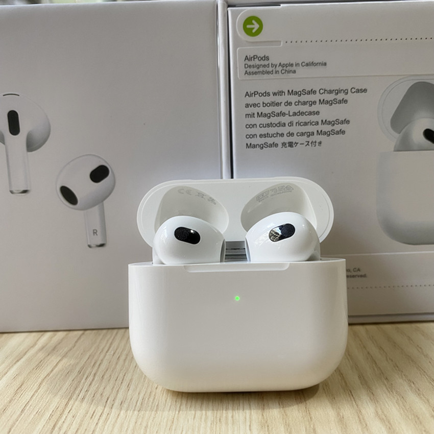 Newest 3rd generation Air pods 3 pro earphones magsafe Wireless Charging Bluetooth Headphones spatialize stereo Head Tracked Top quality, White
Newest 3rd generation Air pods 3 pro earphones magsafe Wireless Charging Bluetooth Headphones spatialize stereo Head Tracked Top quality, White
