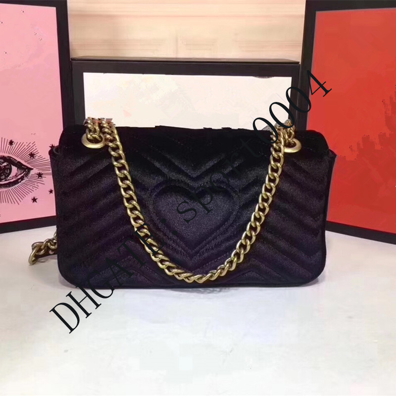 Cow leather Designer Tote Bag Chain Flap Good quality wholesale Artwork handbags Womens Luxurys Designers Fashion Crossbody Bags Brand Purse
Cow leather Designer Tote Bag Chain Flap Good quality wholesale Artwork handbags Womens Luxurys Designers Fashion Crossbody Bags Brand Purse