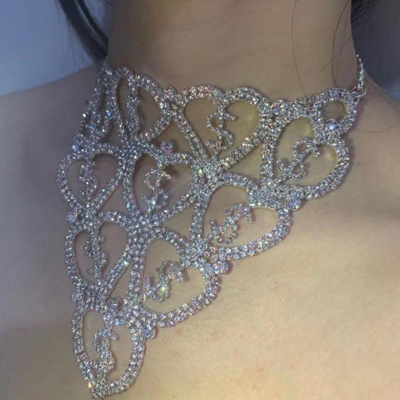 Chokers Luxury Crystal Heart Dollar Sign Large Collar Bib Necklace Statement Wedding Jewelry For Women Bling Rhinestone Choker
Chokers Luxury Crystal Heart Dollar Sign Large Collar Bib Necklace Statement Wedding Jewelry For Women Bling Rhinestone Choker