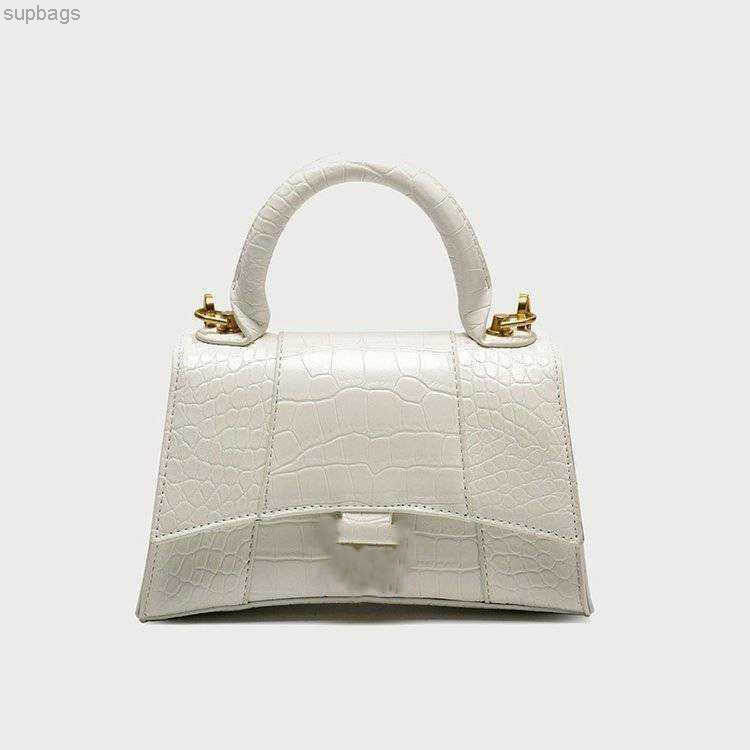 discount Luxury Hourglass Ladies Bag Crocodile Pattern handbag Leather Hour glass Women Totes Purses Classic Crossbody B-001, Red
discount Luxury Hourglass Ladies Bag Crocodile Pattern handbag Leather Hour glass Women Totes Purses Classic Crossbody B-001, Red