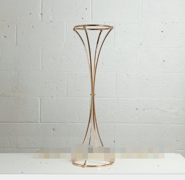 2021 High Quality Latest Tall Center Pieces Wedding Table Centerpieces Decoration Flower Stand Decorative Gold Vases for Marriage