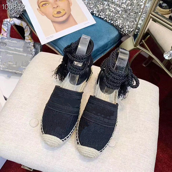 Valentin Leisure fisherman Shoe-girl 2021 Spring/Summerround head embroidered straw loafers versatile flat a foot kmj001
Valentin Leisure fisherman Shoe-girl 2021 Spring/Summerround head embroidered straw loafers versatile flat a foot kmj001