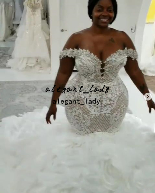 Plus Size Mermaid Africa Wedding Dresses Aso Ebi Off Shoulder Shiny Lace-up Applique Clound Ruffles Cathedral Train Bridal Gowns