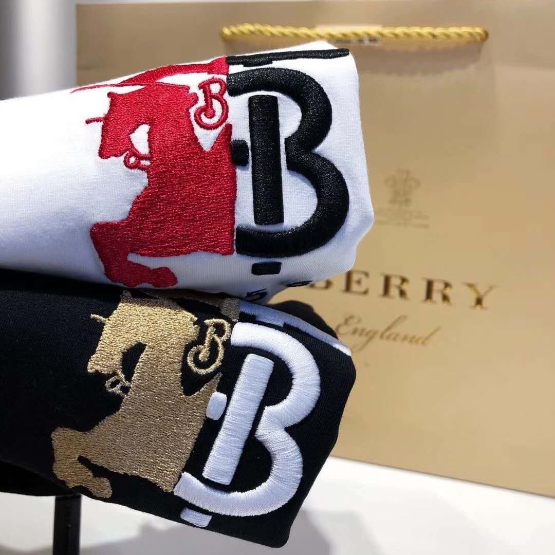 2020 Summer New Bbr Chest War Horse Tb Letter Retro Embroidery Round Neck Cotton Short Sleeve T-shirt for Men and Women, White;black
2020 Summer New Bbr Chest War Horse Tb Letter Retro Embroidery Round Neck Cotton Short Sleeve T-shirt for Men and Women, White;black