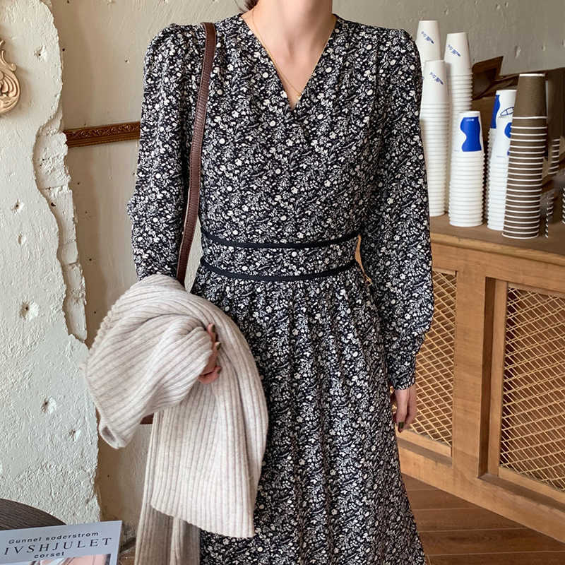 LY VAREY LIN Spring Women V-neck Lace Up Waist Slim Fit Long Sleeve Mid-calf Dresses Full Screen Floral Dress 210526