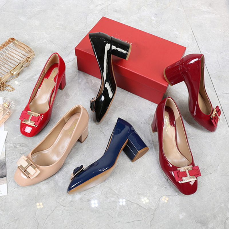 Women Luxurys Designers Heels dress shoes loafers Espadrilles Wedding nmd sandals sneakers red black 34--40 des chaussures
Women Luxurys Designers Heels dress shoes loafers Espadrilles Wedding nmd sandals sneakers red black 34--40 des chaussures
