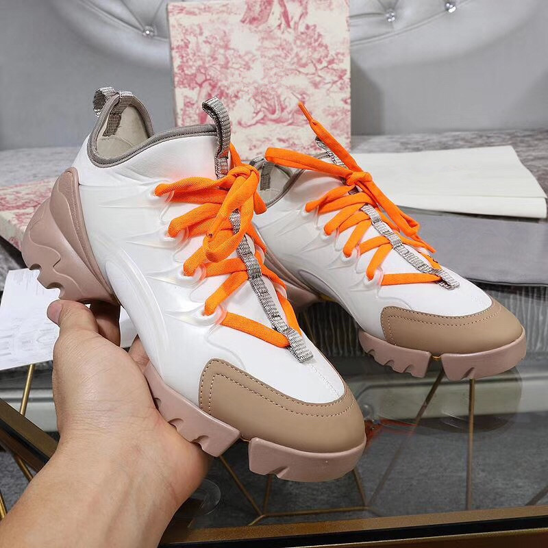 Valentin luxurys designers oblique sneakers Embroidery technology platform sneakers men for women fashion casual shoes top quality, 04
Valentin luxurys designers oblique sneakers Embroidery technology platform sneakers men for women fashion casual shoes top quality, 04