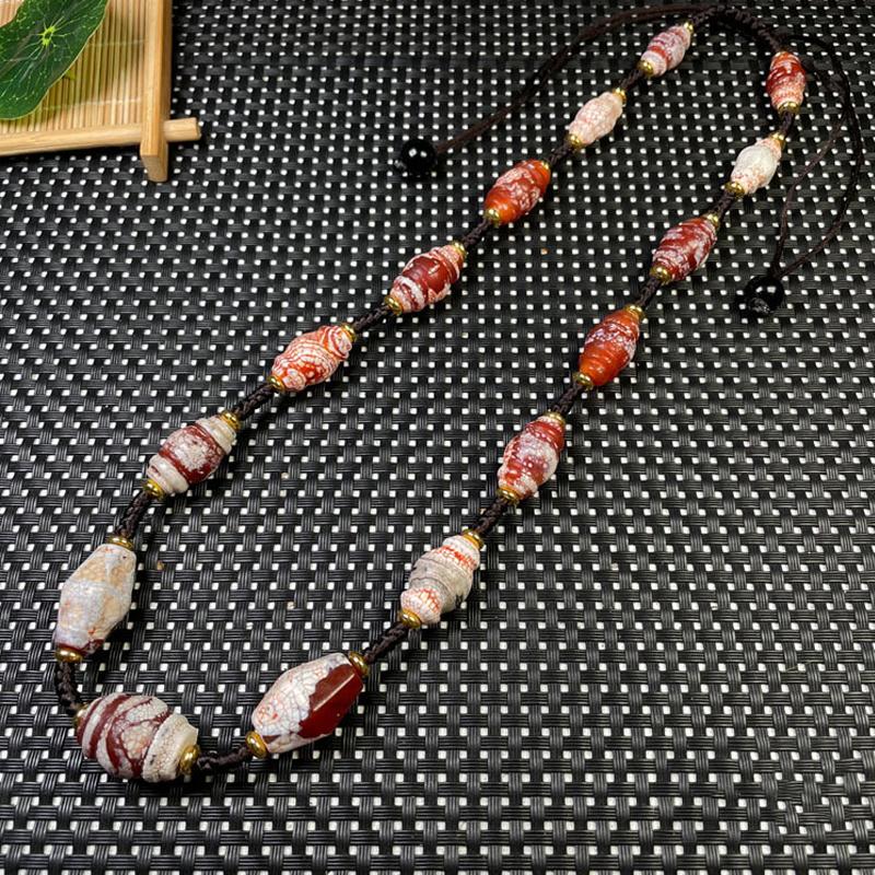 Pendant Necklaces Vintage Tibetan Dzi Agates For Men Women White Red Chalcedony Carnelian Beads Necklace Ethnic Healing Buddha Jewelry
Pendant Necklaces Vintage Tibetan Dzi Agates For Men Women White Red Chalcedony Carnelian Beads Necklace Ethnic Healing Buddha Jewelry
