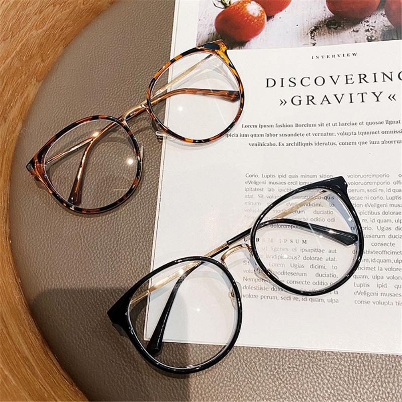 Fashion Sunglasses Frames Eyeglasses Frame Unisex Vintage Big Size Optical Spectacle Eyeglass Computer Glasses Metal Anti-Blue Light
Fashion Sunglasses Frames Eyeglasses Frame Unisex Vintage Big Size Optical Spectacle Eyeglass Computer Glasses Metal Anti-Blue Light