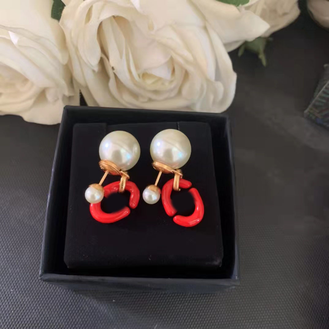 Fashion D Home Classic Charm Earrings Red Lacquer CD Letter Pendant Earrings Lady Personality Exquisite Designer Earring High quality with box, Golden
Fashion D Home Classic Charm Earrings Red Lacquer CD Letter Pendant Earrings Lady Personality Exquisite Designer Earring High quality with box, Golden