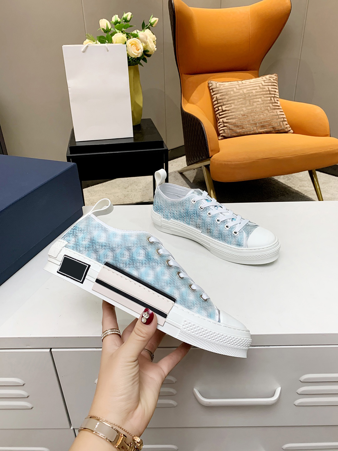 Classic Canvas Man Shoes Mens Sneaker Women Casual Fashion Leather Lace Up White Design, Customize
Classic Canvas Man Shoes Mens Sneaker Women Casual Fashion Leather Lace Up White Design, Customize