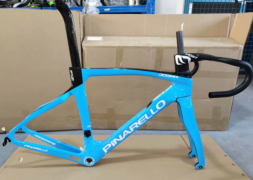 100 kind colors t1100 1k glossy carbon bicycle frames f12 frame carbon road bike framesset fork seatpost clamp headset+handlebar bb68
100 kind colors t1100 1k glossy carbon bicycle frames f12 frame carbon road bike framesset fork seatpost clamp headset+handlebar bb68