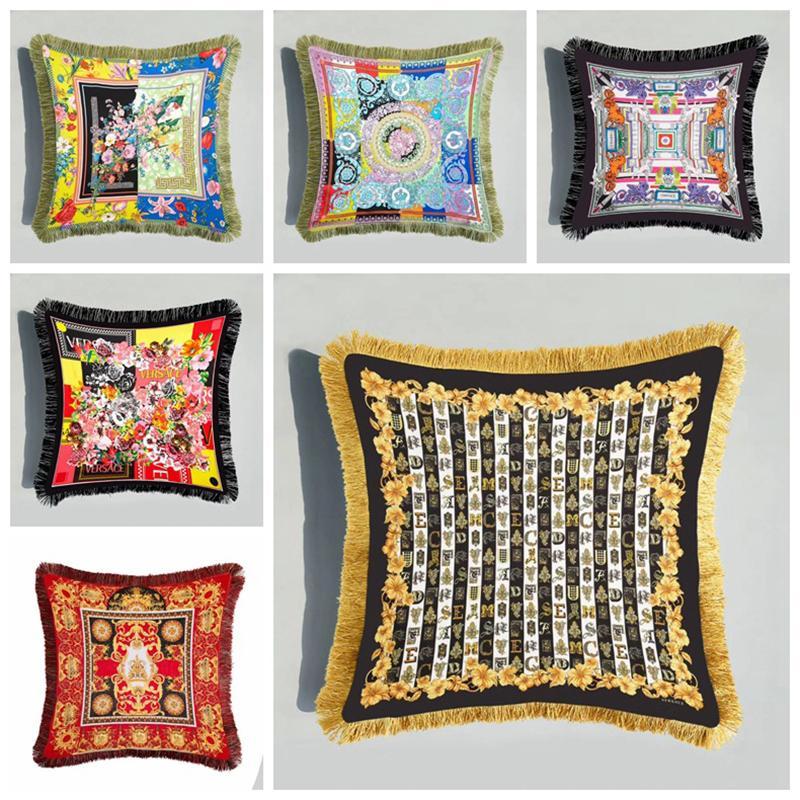 Cushion/Decorative Pillow Velvet Fabric Italian Luxury Medusa Series Home Sofa Soft Cushion Cover Pillowcase Without Core Living Room Bedroo
Cushion/Decorative Pillow Velvet Fabric Italian Luxury Medusa Series Home Sofa Soft Cushion Cover Pillowcase Without Core Living Room Bedroo