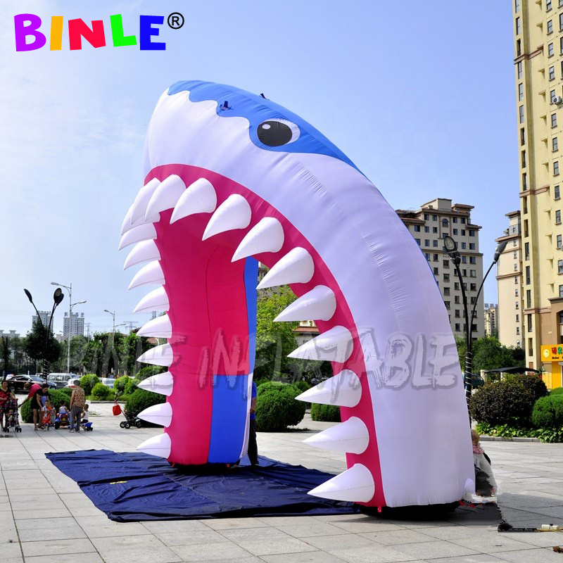 Customized design inflatable shark arch with sharp teeth for park entrance welcome decoration