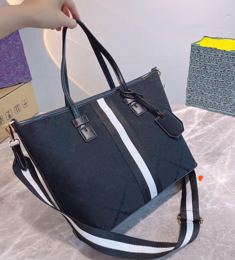 21FW Designer Shoulder Bag women's Totes fashion classic multi style handbag high quality shopping bags
21FW Designer Shoulder Bag women's Totes fashion classic multi style handbag high quality shopping bags