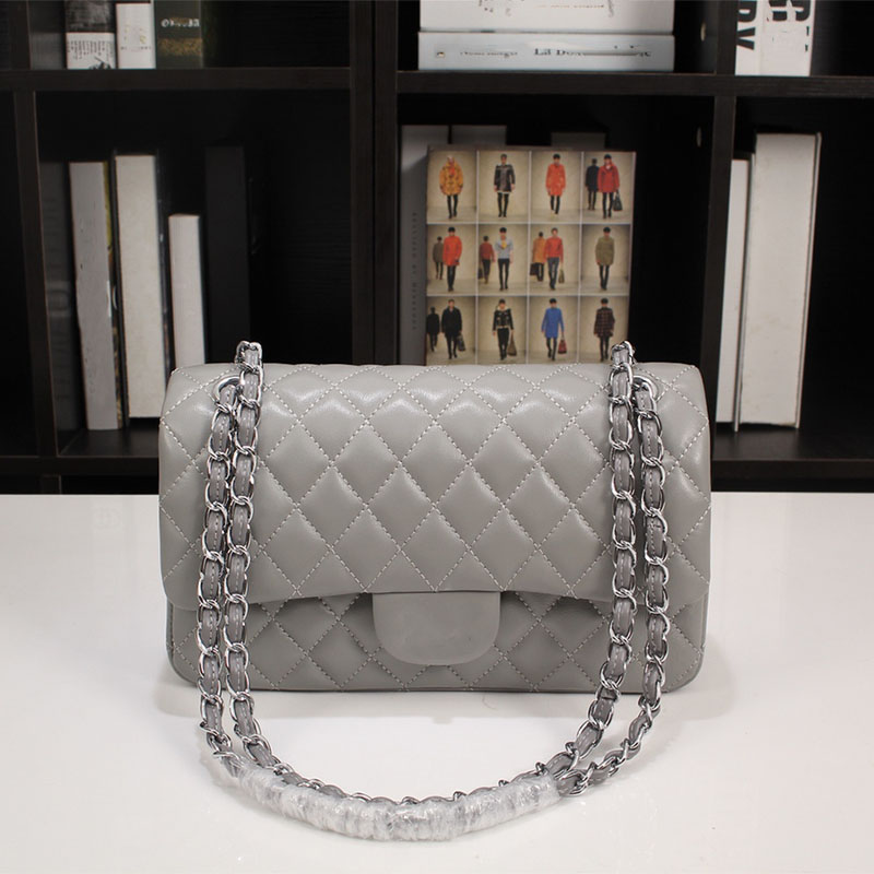 Classic Double Flap Caviar Leather Bags Calfskin Genuine Quilted Matelasse Gold Hardware Crossbody Shoulder Famous Luxury Designer Multi Poc
Classic Double Flap Caviar Leather Bags Calfskin Genuine Quilted Matelasse Gold Hardware Crossbody Shoulder Famous Luxury Designer Multi Poc