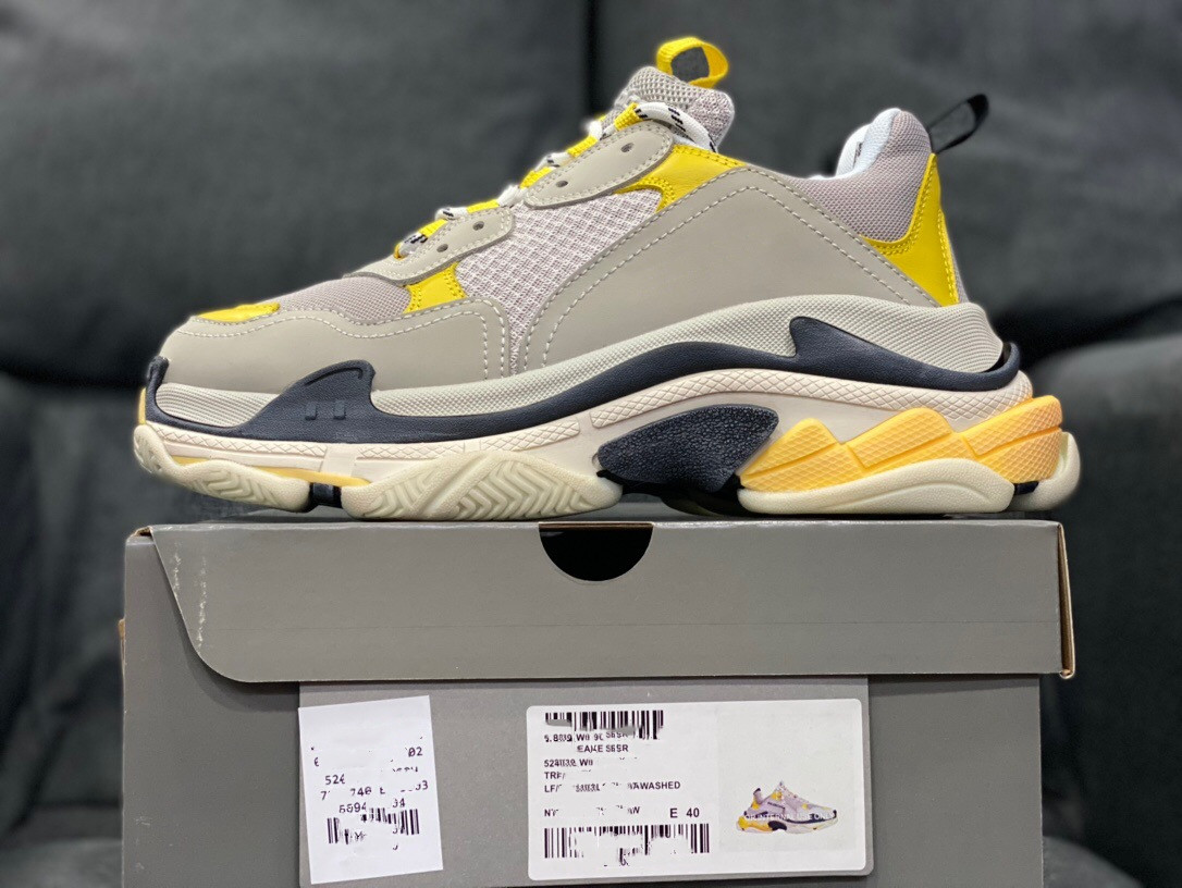 Casual heighten women men shoes runner sneakers leather mesh with box size 35-45, Wear stick
Casual heighten women men shoes runner sneakers leather mesh with box size 35-45, Wear stick