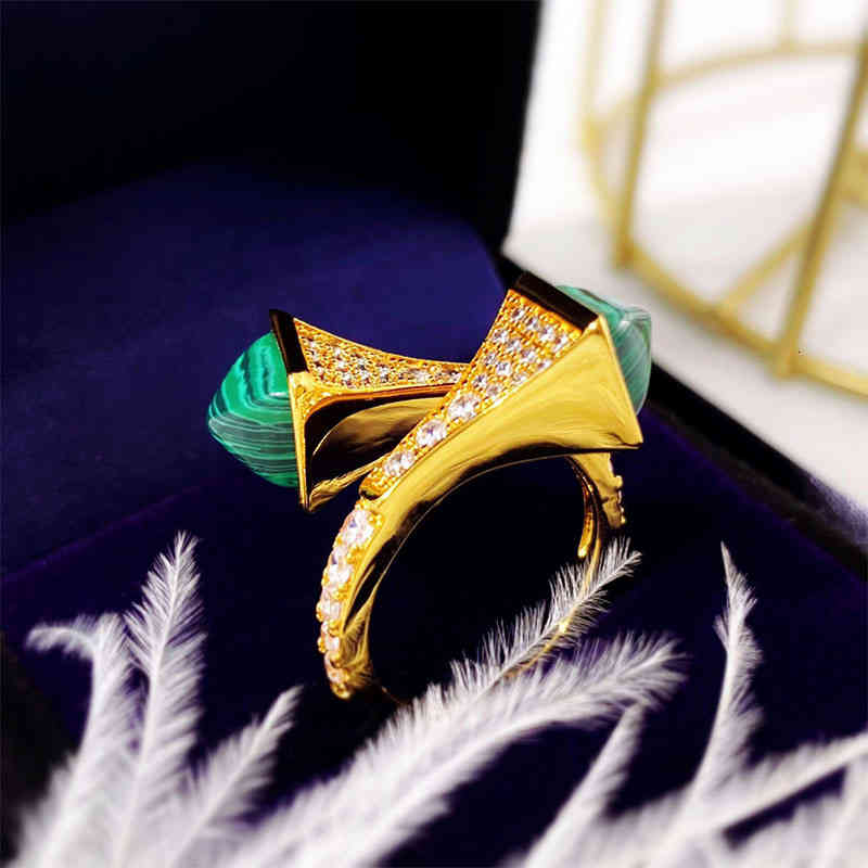 Exaggerated Metallic Color Stone Double Pagoda Diamond Ring Set Personalized Palace Style Index Finger