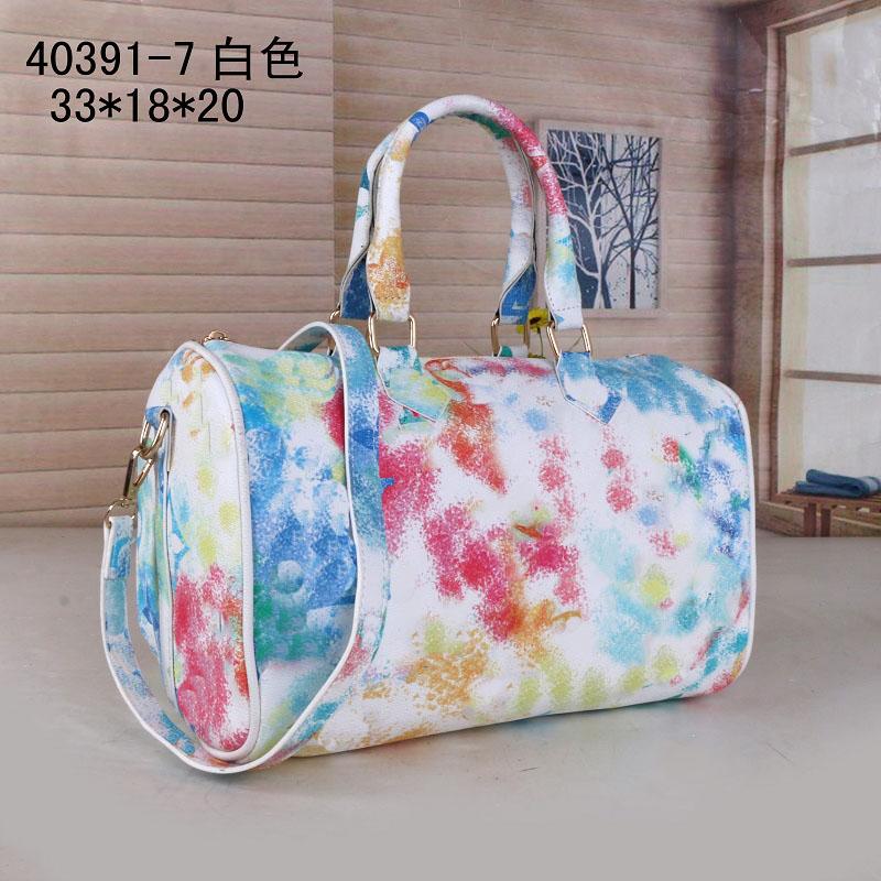 Gradient Pillow Bag Quality Shoulder Crossbody Bags Women Retiro Printed Handbag Classic Zipper Interior Pocket Large capacity 33cm, White
Gradient Pillow Bag Quality Shoulder Crossbody Bags Women Retiro Printed Handbag Classic Zipper Interior Pocket Large capacity 33cm, White