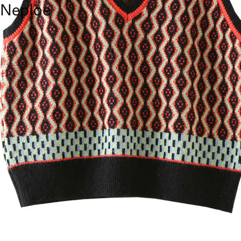 Neploe Vintage Crochet Floral Sweaters Vest Women V-neck Sleeveless Knitted Pullovers Waistcoat Loose Plaid Tank Tops Female 210422