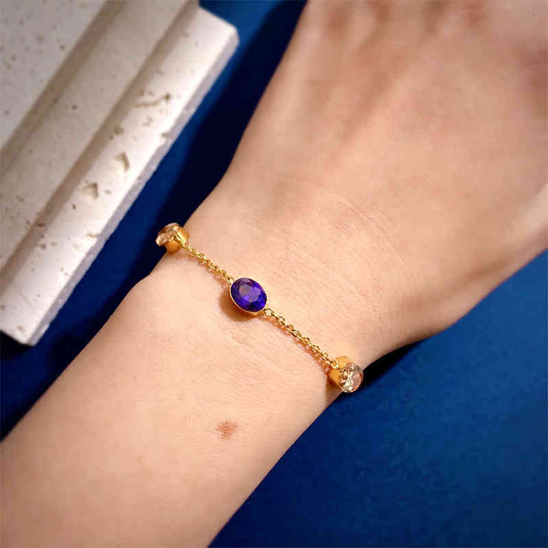 Charm Bracelets Vibrato Live Chain, Golden Color, Diamond, Bracelet, Geometric Oval Crystal, Tiktok, Titanium Jewelry.