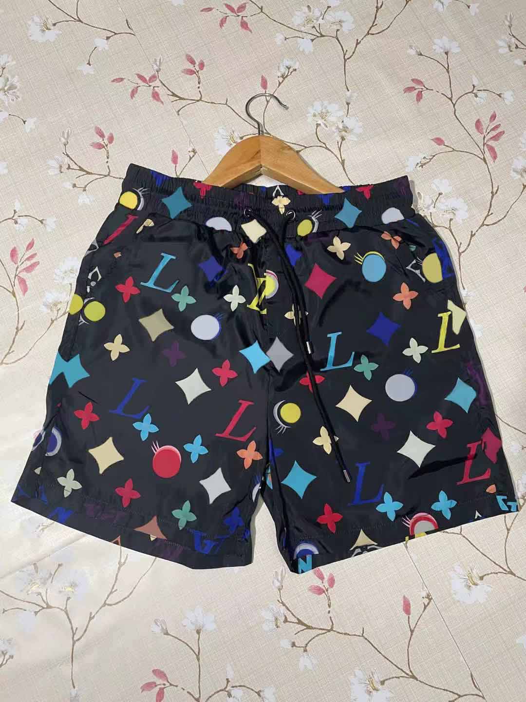 1919ss new luxury designer casual men's shorts snake pattern flower embroidery men's swimming shorts high street fashion Medusa beach pants
1919ss new luxury designer casual men's shorts snake pattern flower embroidery men's swimming shorts high street fashion Medusa beach pants