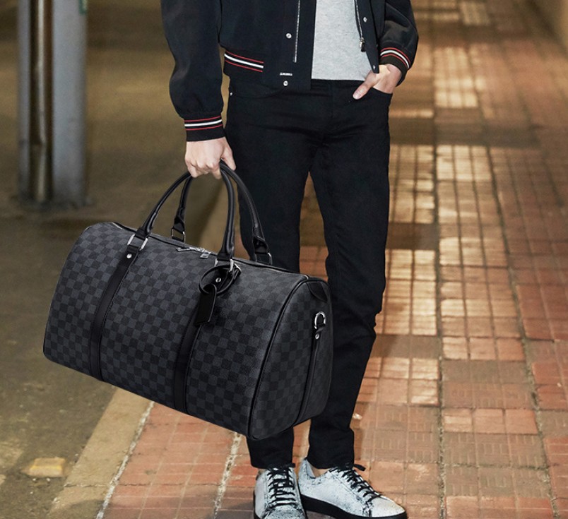 Men Women Duffel Bag Luxury Backpacks Large-Capacity Portable Tote Travel Bags Business Sac Luggage Totes designer boys girls wallets led169, Withlogo
Men Women Duffel Bag Luxury Backpacks Large-Capacity Portable Tote Travel Bags Business Sac Luggage Totes designer boys girls wallets led169, Withlogo