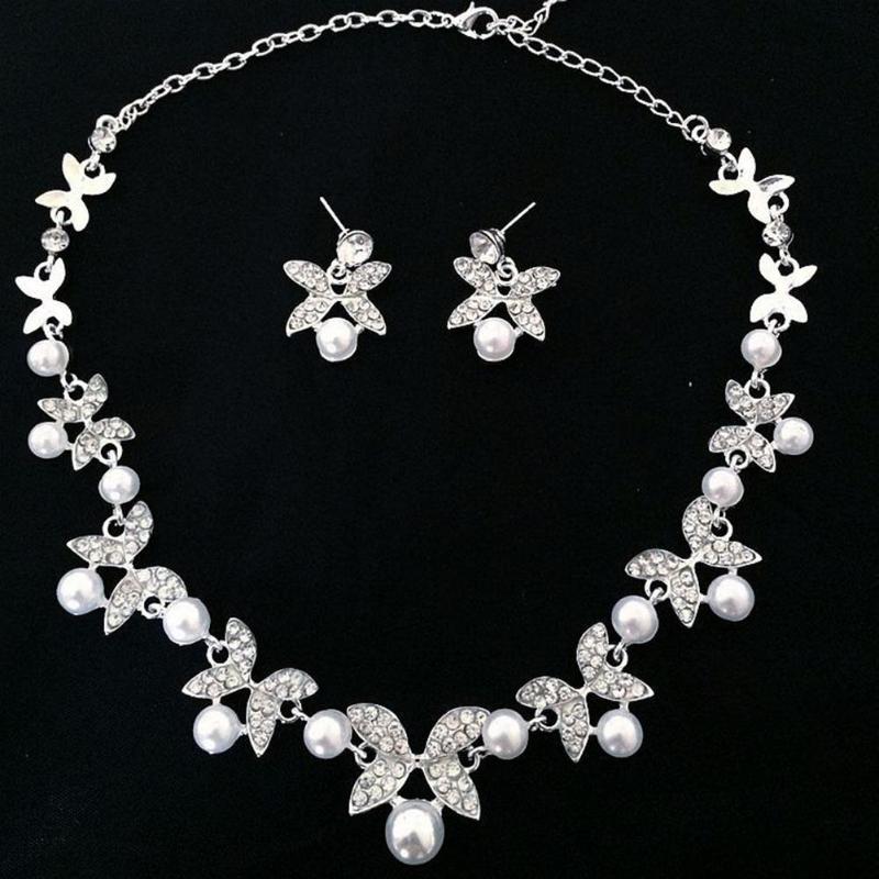 Earrings & Necklace Women Faux Pearl Rhinestone Chain Stud Bridal Jewelry Set Luxury Wedding Party Decor Accessory, Silver
Earrings & Necklace Women Faux Pearl Rhinestone Chain Stud Bridal Jewelry Set Luxury Wedding Party Decor Accessory, Silver