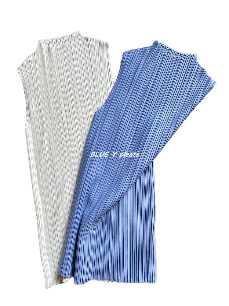 Classic Miyake Pleated female basic models wild I-shaped turtle neck women sleeveless temperament T-shirt vest aesthetic clothes 210406