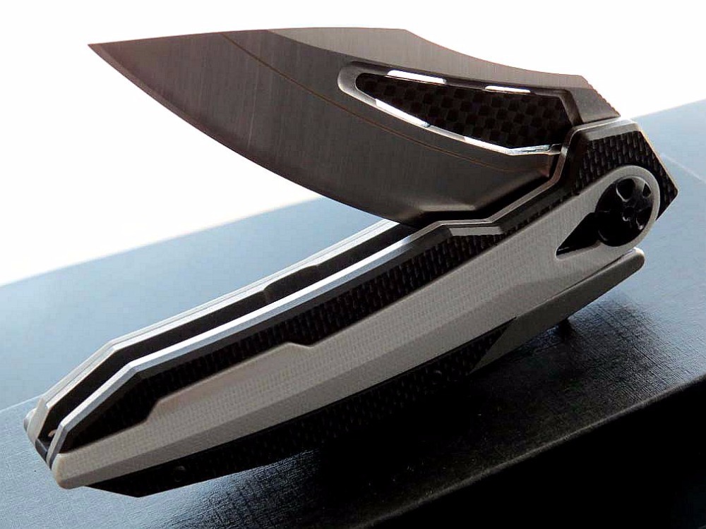 ZT Zero Tolerance 0456 ZT0456 Strider 0566 knives D2 + CNC G10+ steel +Ball bearing system High Quality Folding Knife pocket gift
ZT Zero Tolerance 0456 ZT0456 Strider 0566 knives D2 + CNC G10+ steel +Ball bearing system High Quality Folding Knife pocket gift