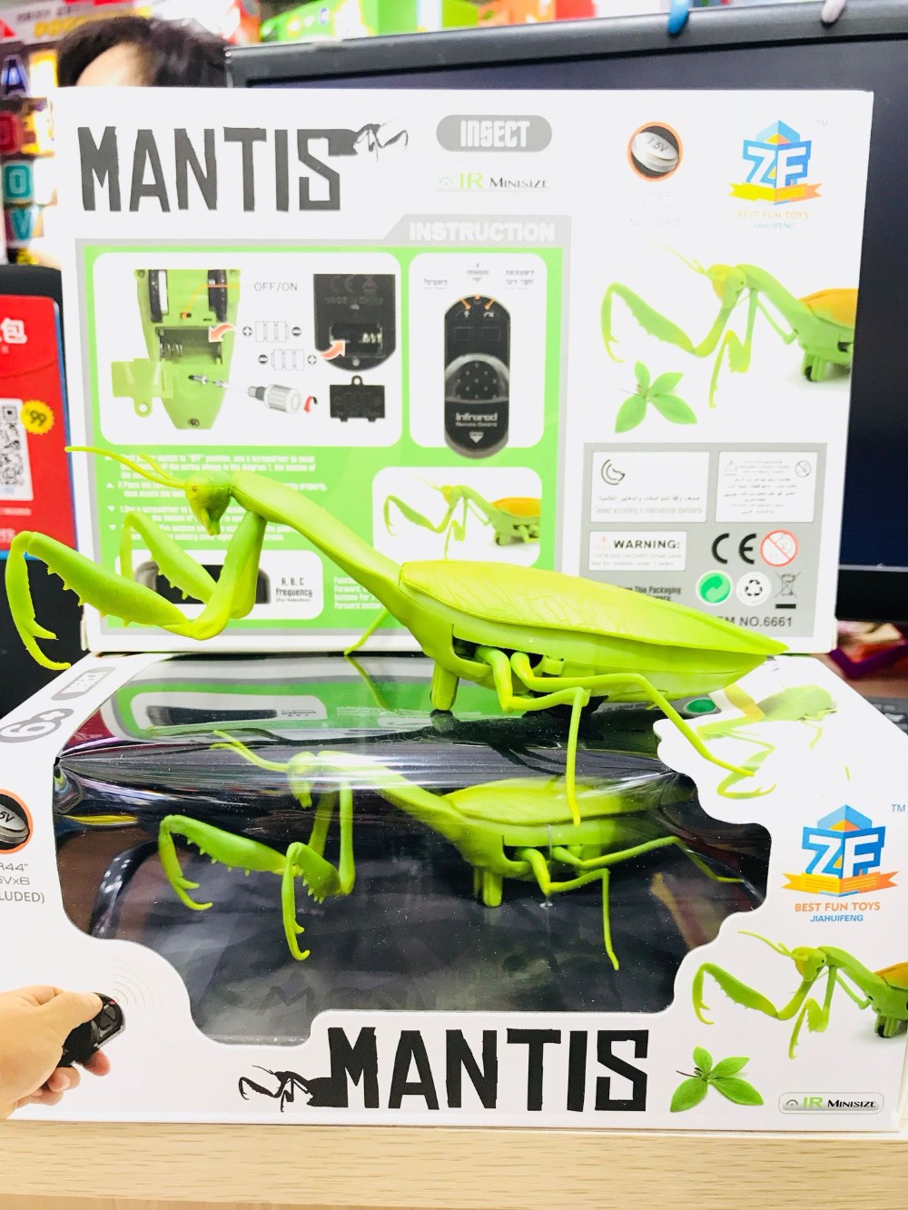 Chiger Infrared Remote Control Realistic Reptile 16.5cm Mini insects Mantis RC Prank Insect Scary Trick Toy, Default color
Chiger Infrared Remote Control Realistic Reptile 16.5cm Mini insects Mantis RC Prank Insect Scary Trick Toy, Default color
