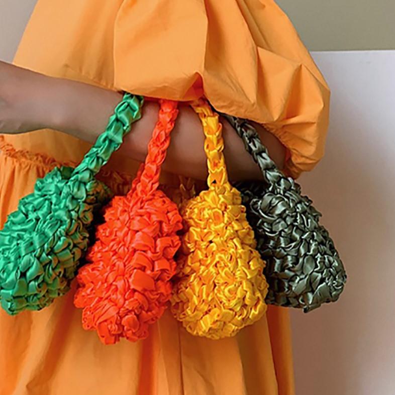 Evening Bags 2021 Women Summer Fashion Kniting Small Woven Crochet Bag Silk Weaving Satin Ribbon Green Purple Orange ClutchesMini Handbags
Evening Bags 2021 Women Summer Fashion Kniting Small Woven Crochet Bag Silk Weaving Satin Ribbon Green Purple Orange ClutchesMini Handbags