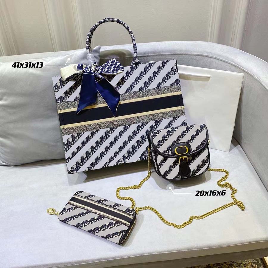 High-quality luxury designer women's 3-piece handbag fashion bags combination bag large-capacity portable multi-function daily backpack 0012, #12 dust bag
High-quality luxury designer women's 3-piece handbag fashion bags combination bag large-capacity portable multi-function daily backpack 0012, #12 dust bag
