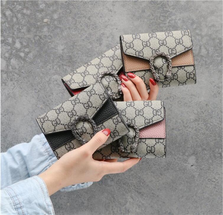 Wallets Short Wallet PU Women's Purse Zipper&Button Red Small Coin Pocket Cartera
Wallets Short Wallet PU Women's Purse Zipper&Button Red Small Coin Pocket Cartera