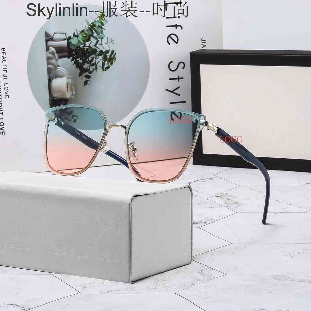 Luxury designer Sunglasse Luxury\u00A0designer Sunglasses ss Trimming Large Frame Ocean Piece Driving 8812 Factory On Sale wholesale, White;black
Luxury designer Sunglasse Luxury\u00A0designer Sunglasses ss Trimming Large Frame Ocean Piece Driving 8812 Factory On Sale wholesale, White;black