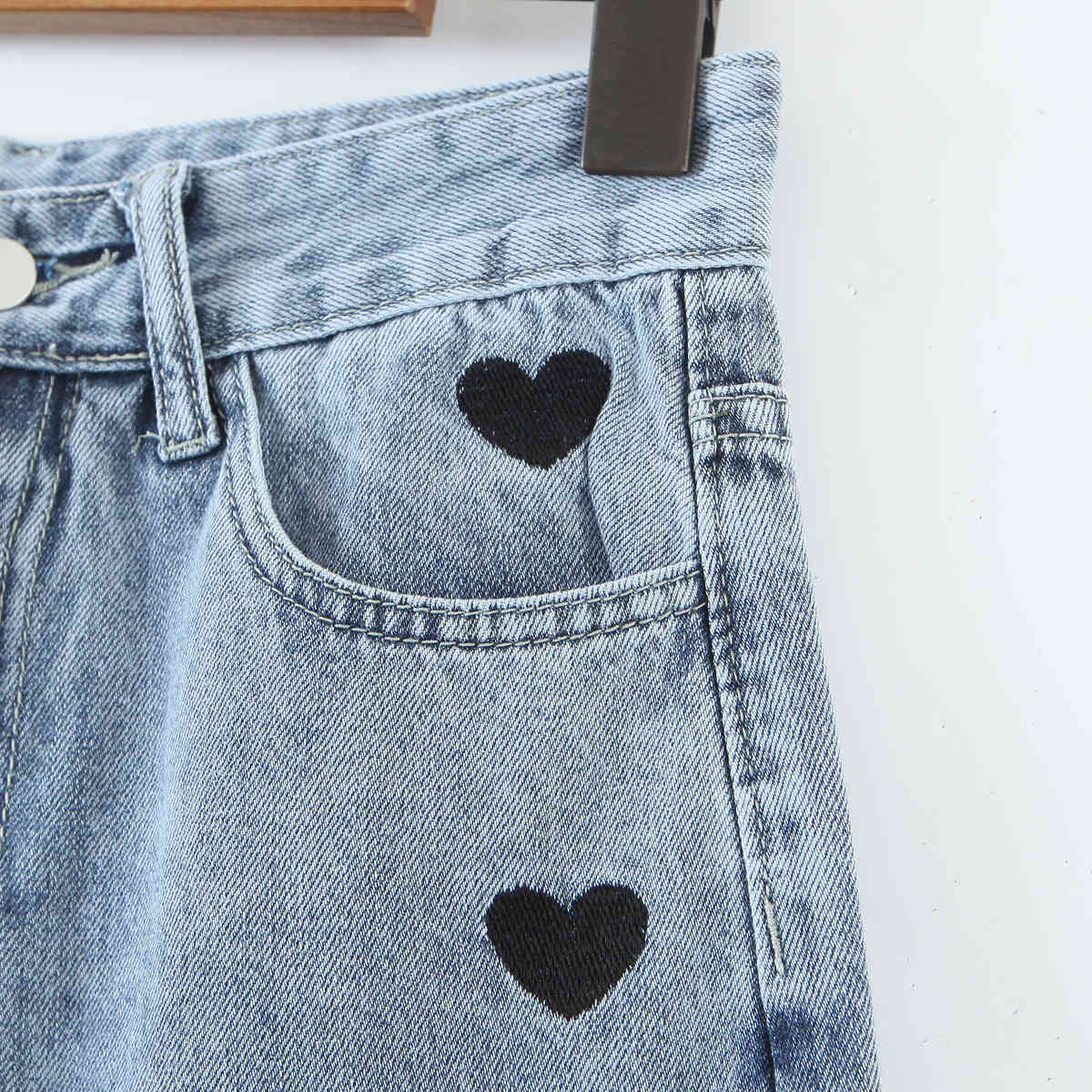 Spring Vintage Embroidery Heart High Waist Straight Jeans for Women Mum Denim Pants Street Casual Loose Long Trousers 210429