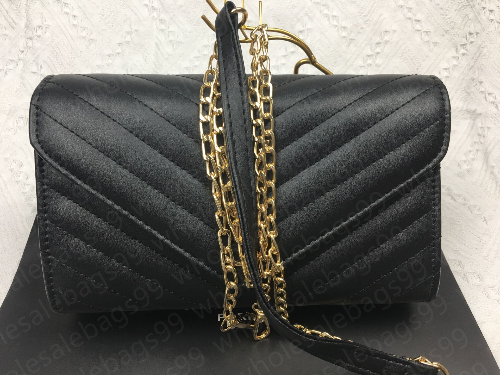luxury Designer Shoulder bags Handbag woman Tote crossbody bag female Fashion Leather ladies composite messenger purse Women clutch Wallet backpack, Box no bag
luxury Designer Shoulder bags Handbag woman Tote crossbody bag female Fashion Leather ladies composite messenger purse Women clutch Wallet backpack, Box no bag