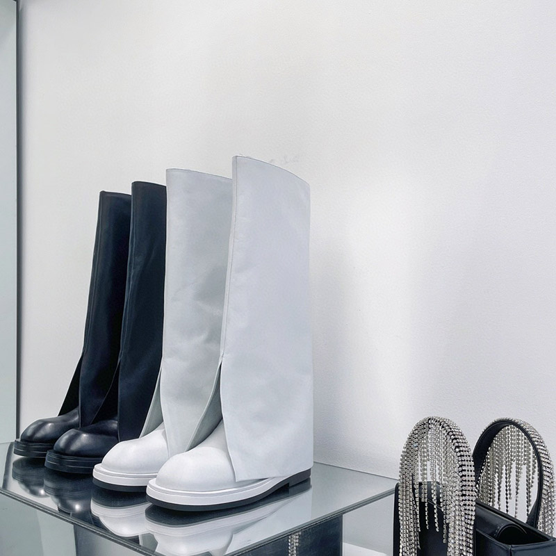 2021Autumn winter Long boots cowhide knee boot woman flat heel shoes Designer Ladies Shoe Slip On Leather Fashion Bare Large size 35-42, Black
2021Autumn winter Long boots cowhide knee boot woman flat heel shoes Designer Ladies Shoe Slip On Leather Fashion Bare Large size 35-42, Black