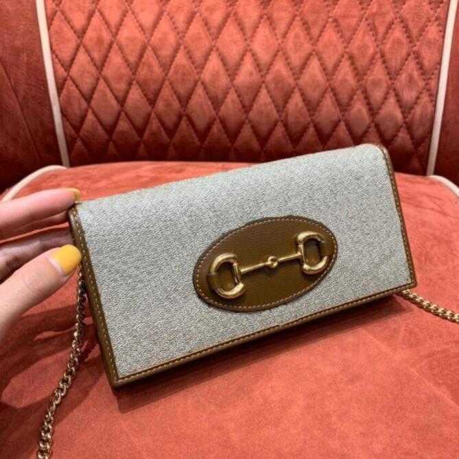 CLASSIC FLOWER Fashion women crossbody bag Leather Handbag Evening Bags shoulder cross body messenger purse, Black
CLASSIC FLOWER Fashion women crossbody bag Leather Handbag Evening Bags shoulder cross body messenger purse, Black