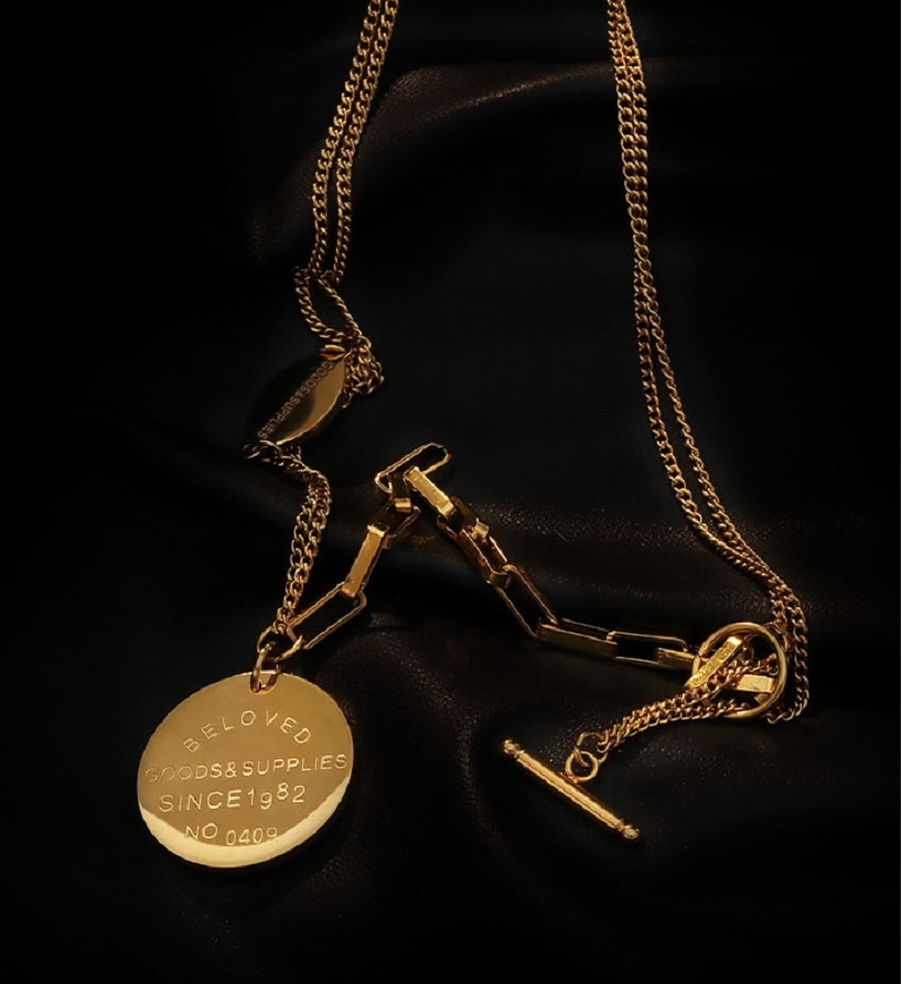 European and American retro K-gold double-layer T-buckle round necklace female ins tide online celebrity, Silver
European and American retro K-gold double-layer T-buckle round necklace female ins tide online celebrity, Silver