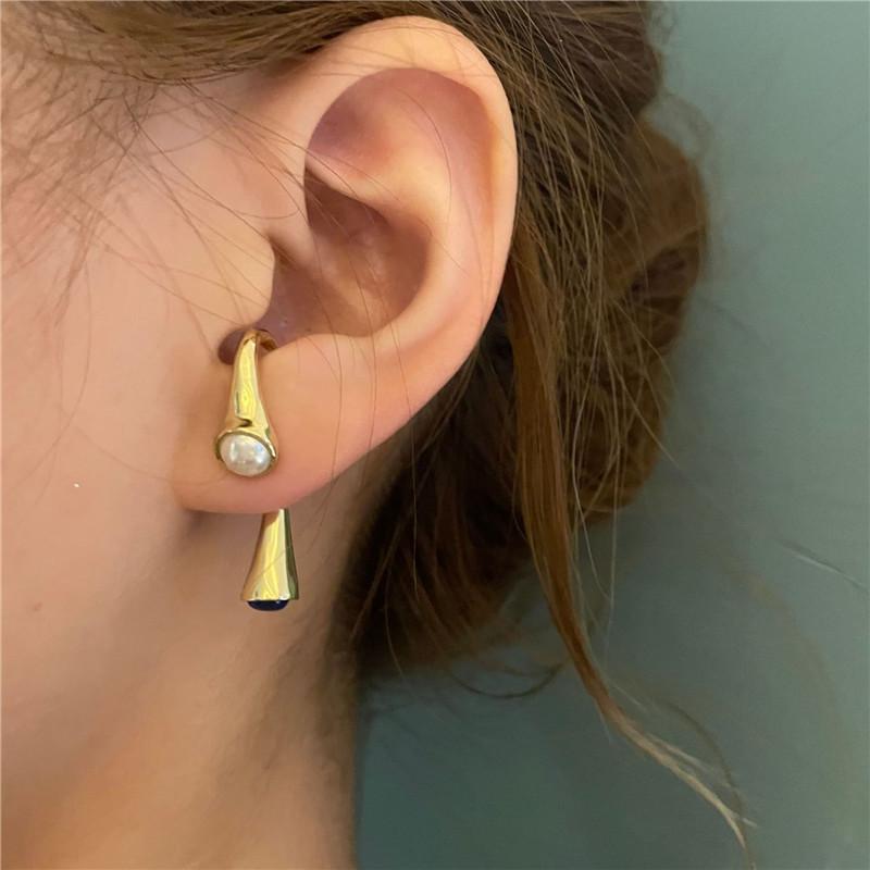 Stud XIALUOKE Punk Metal Irregular Water Droplets Shape Earrings For Women Vintage Pearl Ear Hang Party Jewelry, Golden;silver
Stud XIALUOKE Punk Metal Irregular Water Droplets Shape Earrings For Women Vintage Pearl Ear Hang Party Jewelry, Golden;silver