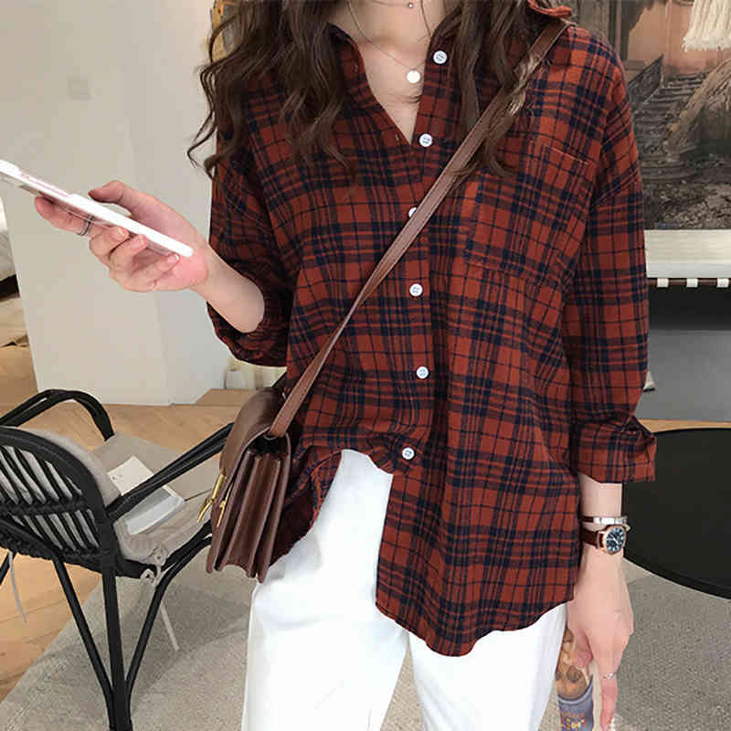 Plus Size Women Blouses Korean Style Vintage Plaid Shirts Tops Button Up Casual Loose Oversized Long Sleeve Shirt Fashion 210415