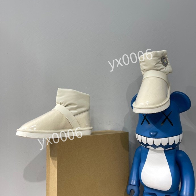 2021 Fashion Designer Boots Knee boot 35-410color Flat heel Genuine Leather matching round head women long female martin casual wild woman cowb yx211001, 08
2021 Fashion Designer Boots Knee boot 35-410color Flat heel Genuine Leather matching round head women long female martin casual wild woman cowb yx211001, 08