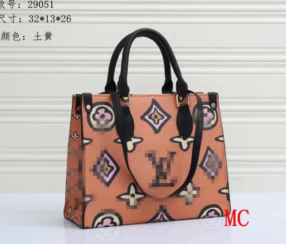 Womens Wallets Single Zipper Pocket Ladies Purse Fashion Lady Pu Leather credit card holder Mens Wholesale Top Quality Womans message handba, Red;black
Womens Wallets Single Zipper Pocket Ladies Purse Fashion Lady Pu Leather credit card holder Mens Wholesale Top Quality Womans message handba, Red;black