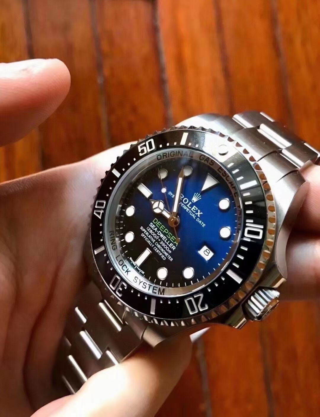 With Original Box certificate Men Wristwatches Ceramic word circle Sapphire Mirror 44mm 126660 116660 Asia 2813 Automatic Mechanical steel c, Slivery;brown
With Original Box certificate Men Wristwatches Ceramic word circle Sapphire Mirror 44mm 126660 116660 Asia 2813 Automatic Mechanical steel c, Slivery;brown